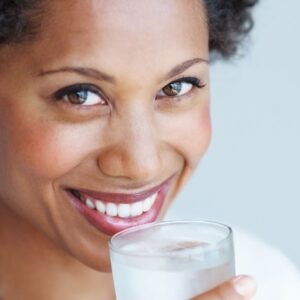 Hidratação no Outono é fundamental para evitar infecção urinária e pedras nos rins