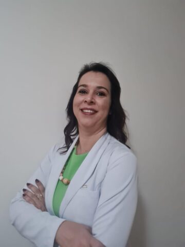 Dra. Aline Abadia Neves Alves Bartolomei